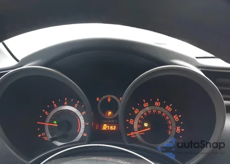 2011 Scion Tc из США, поврежденный, VIN JTKJF5C74B3010646